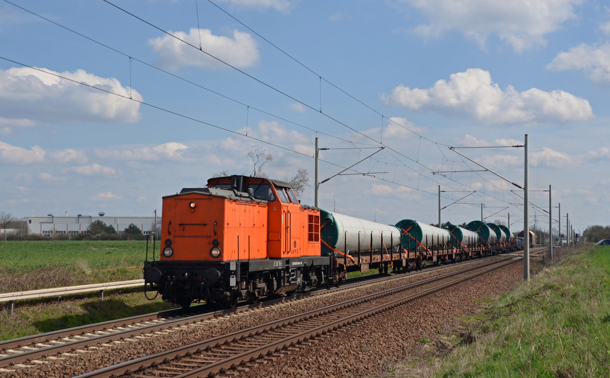 Jeden Freitag wird vom Enercon-Standort Magdeburg aus das Zulieferwerk in Dessau angefahren. Am 08.04.16 zog 202 219 die Übergabe zurück nach Magdeburg durch Rodleben.