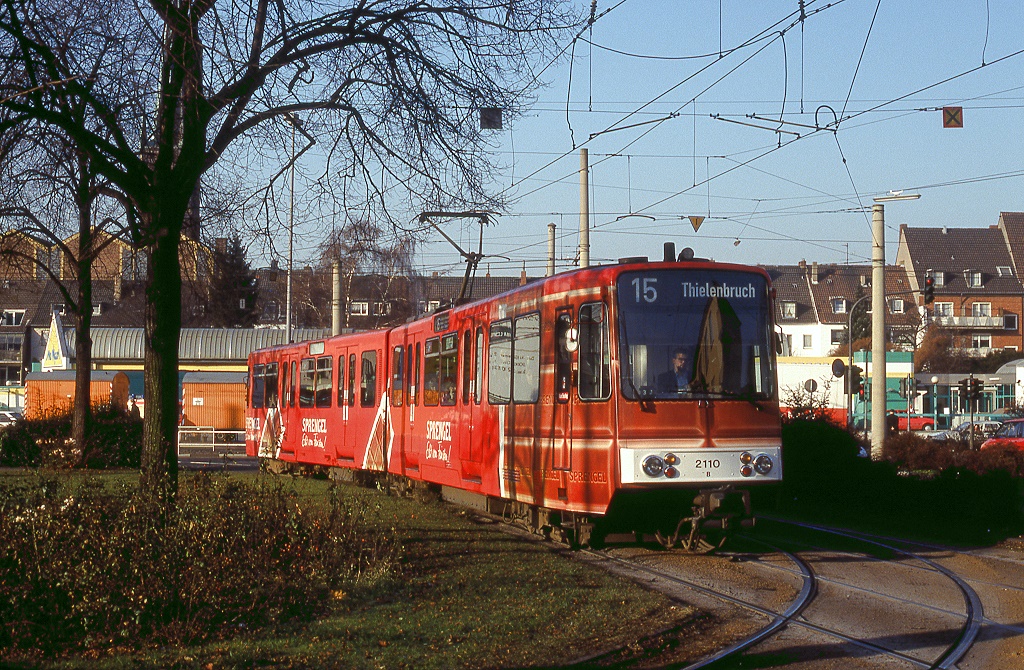 Kln Tw 2110 am Wiener Platz, 13.12.1991.
