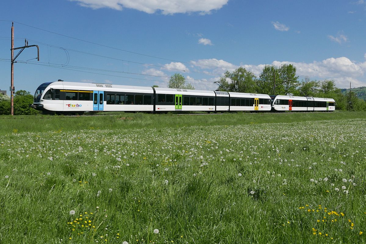 Kurz vor dem Bahnhof Horn wurde die in Rorschach gestartete S7 23756 auf der Fahrt nach Weinfelden am 30.04.2018 fotografiert.