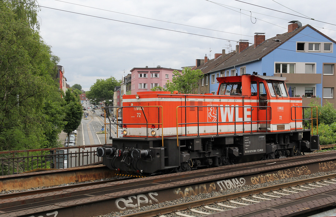 Laut einschlägiger Webseiten ist 276 004 (WLE 72) aktuell auf Mietbasis für Captrain im Einsatz.
Dieses Foto wurde am 13. Juni 2018 in Bochum-Hamme geschossen.