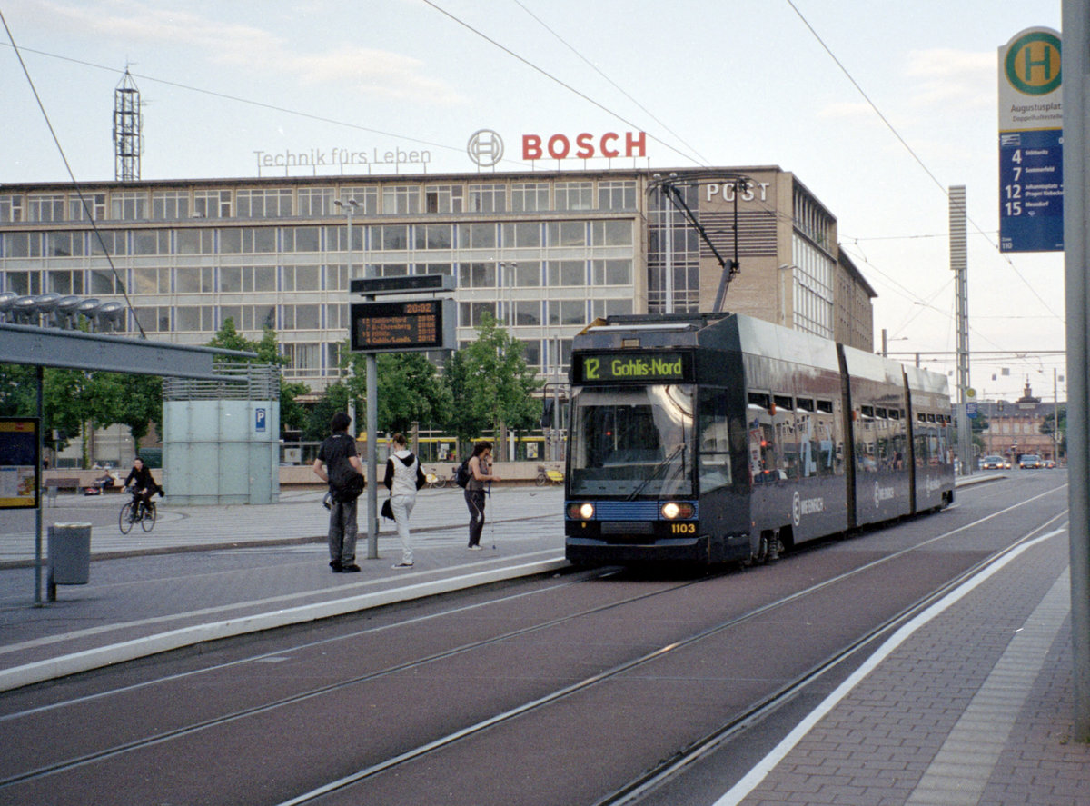 Leipzig LVB SL 12 (NGT8 (LVB-Typ 36) 1103) Augustusplatz am 15. Juli 2015. - Scan eines Farbnegativs. Film: Kodak FB 200-7. Kamera: Leica C2.