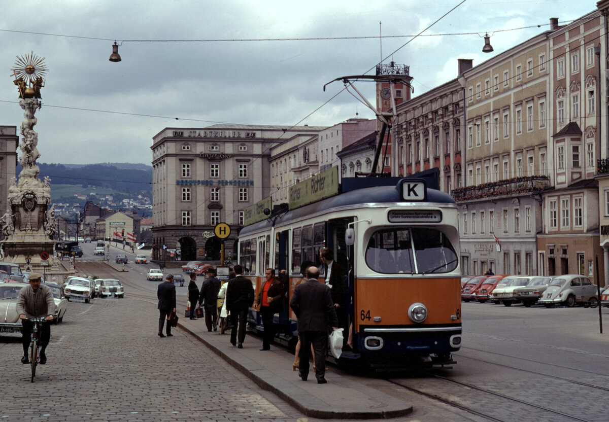 Linz ESG SL K (Lohner-GT6 64) Hauptplatz am 16. Juni 1971.