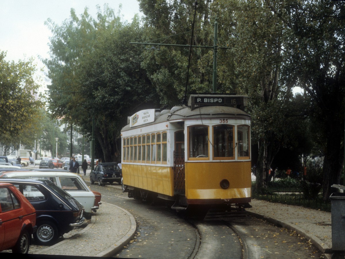 Lisboa / Lissabon SL 16 (Tw 355) Algés im Oktober 1982.