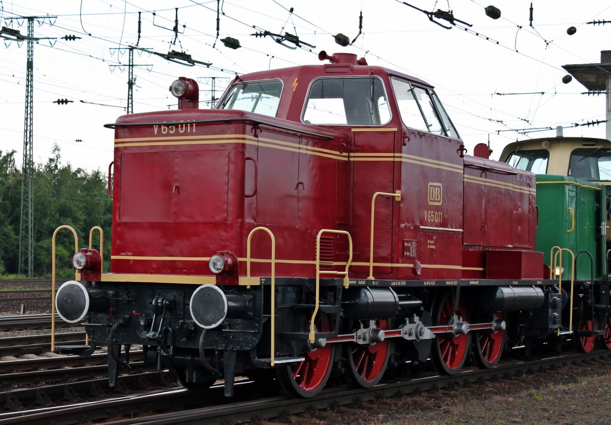 Lokportrait von der V65 011, die am 08.06.2013 zusammen mit der BEG V65 auf der Lokparade in Kobelnz-Lützel stand.