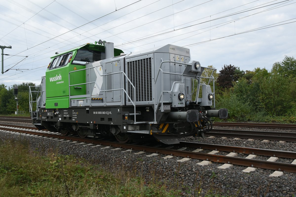 LZ 0650 083-5 von Vossloh kommt in Lintorf gen Ratingen gefahren am 15.9.2018