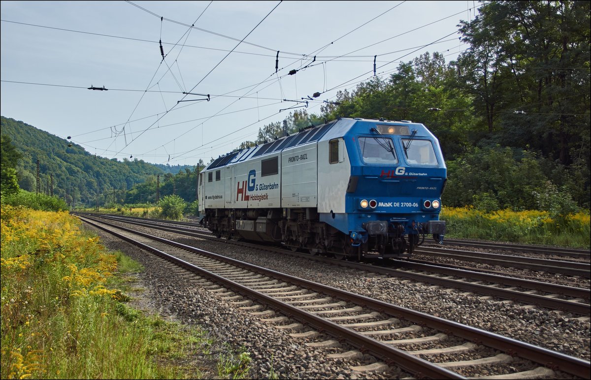 MaK DE 2700-06 von der HLG ist am 30.08.2017 in Richtung Fulda bei Elm zu sehen.