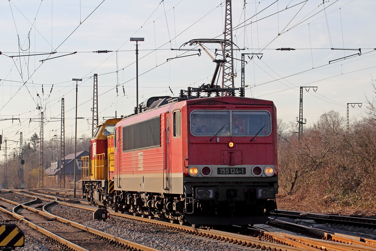MEG 701 (155 124-1) mit MEG 111 (298 102-5) in Recklinghausen-Ost 25.2.2019