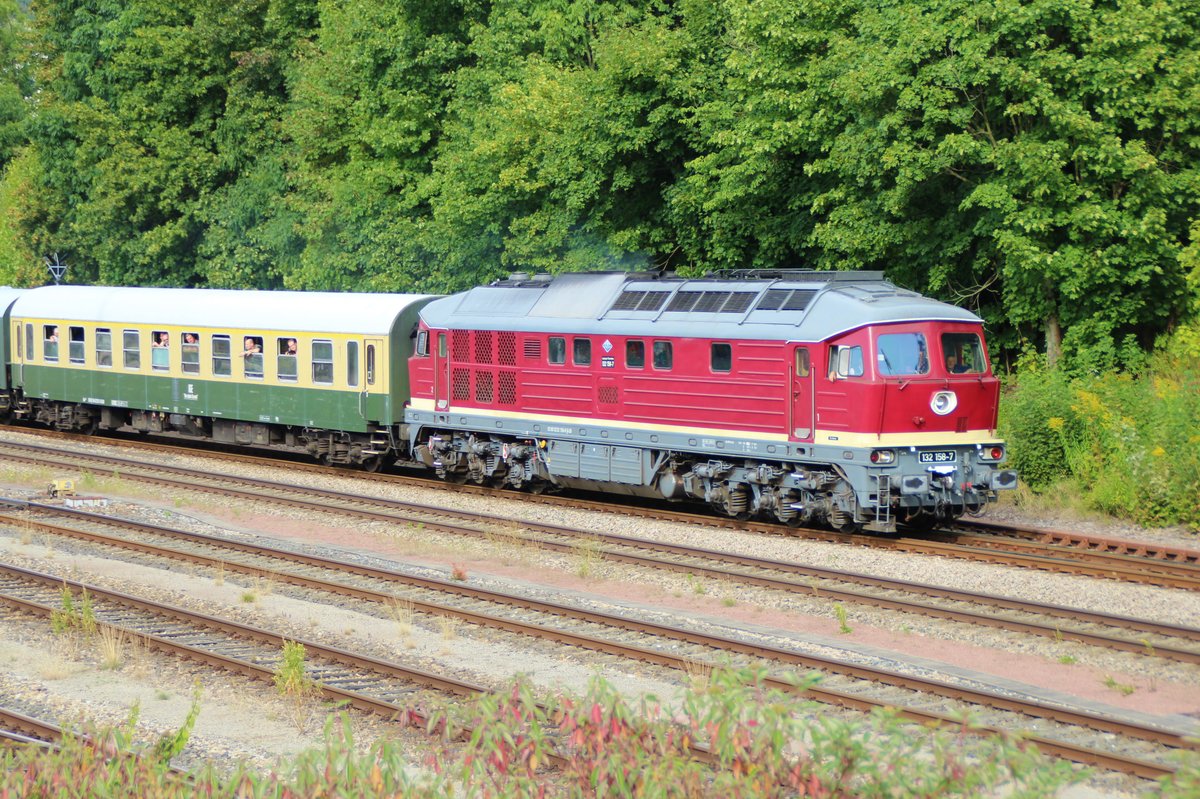 Meininger Dampfloktage 2016: 132 158 mit dem Sonderzug zurück nach Leipzig.