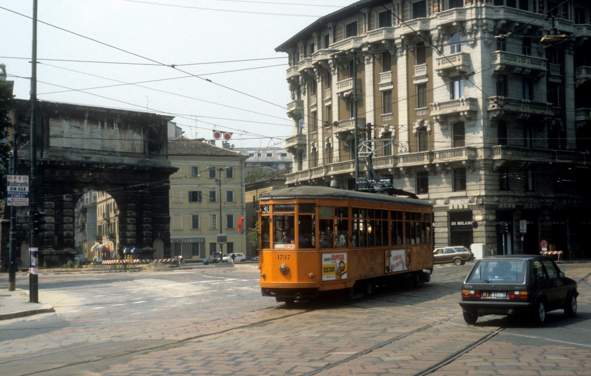 Milano / Mailand SL 30 (Tw 1737) Porta Romana im August 1984.