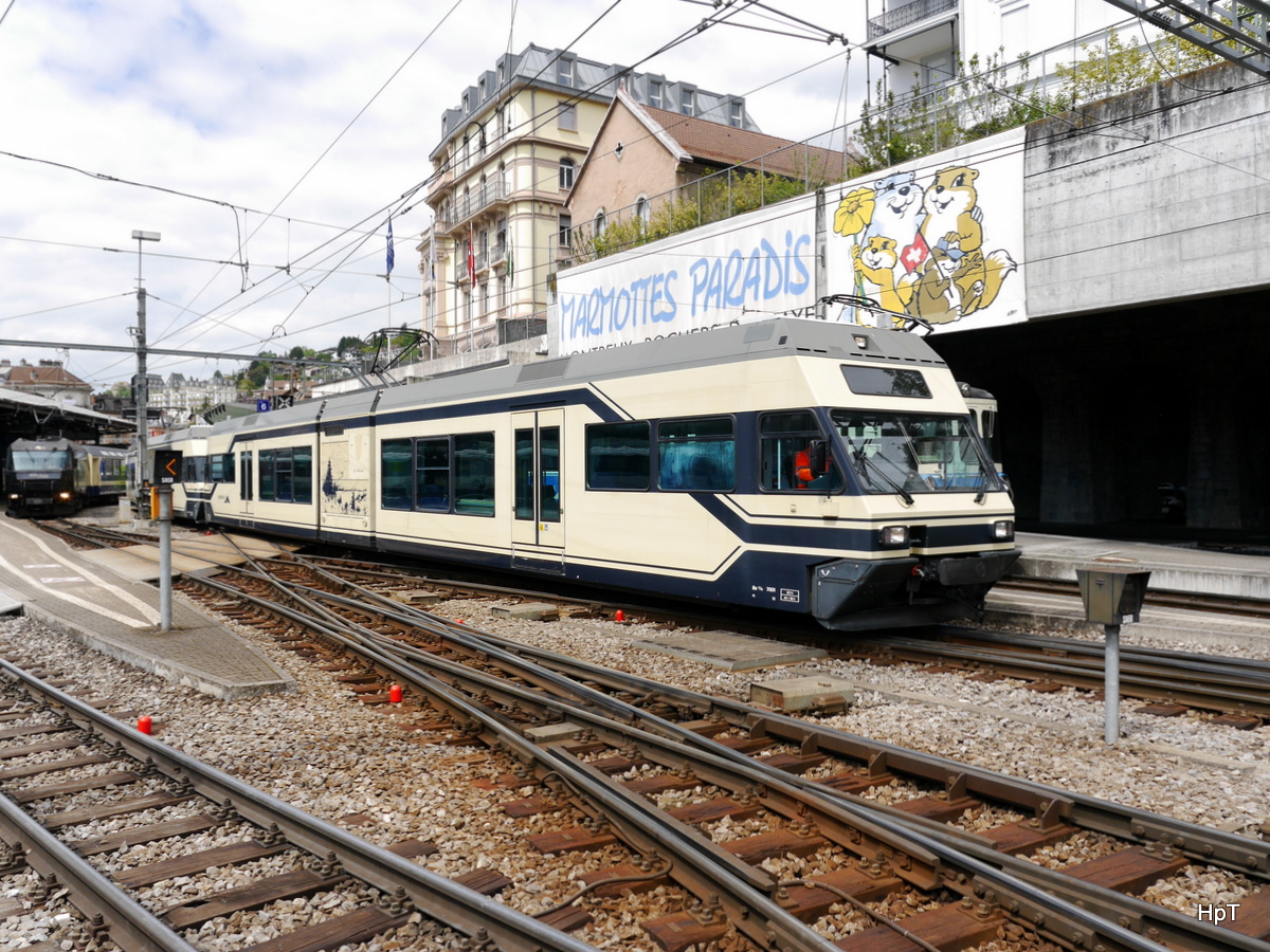 MOB - Vermutlich die letzten Offizielen Bilder der GTW Be 2/6 7001 und Be 2/6 7004 in Montreux bei einer Rangierfahrt im Bahnhof Montreux am 09.05.2017
