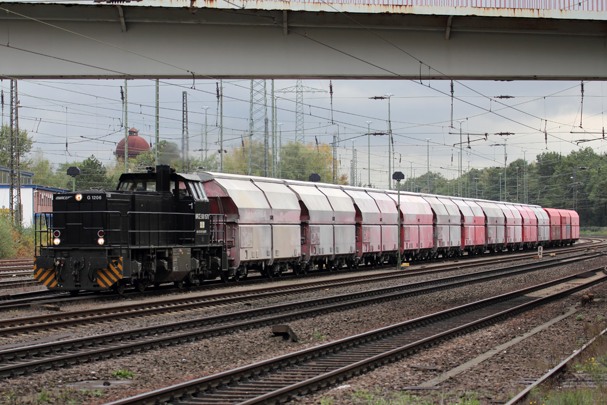 MRCE 500 1570 (275 007-3) unterwegs für MVG in Duisburg-Entenfang 19.10.2016