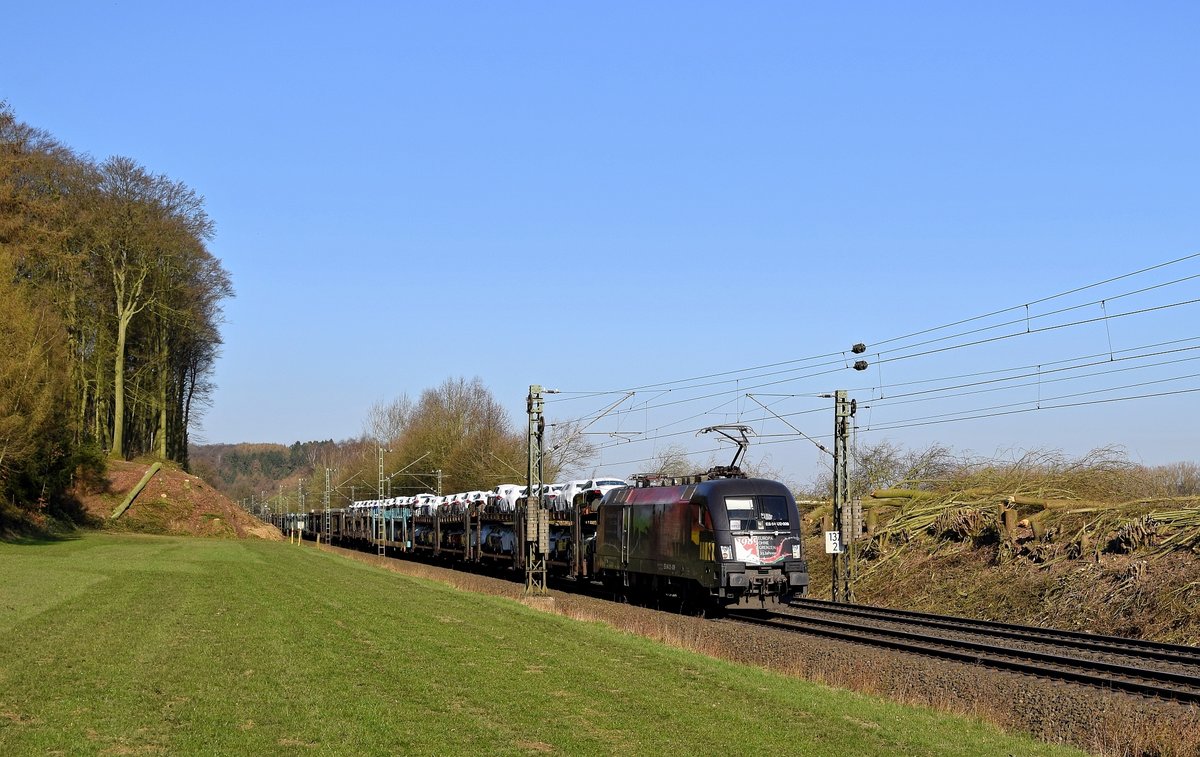 MRCE ES 64 U2 - 009 (182 509)  Europa ohne Grenzen seit 25 Jahren , vermietet an Hectorrail, ist mit einem Autotransportzug am 28.03.17 zwischen Bohmte und Ostercappeln in Richtung Bremen unterwegs.