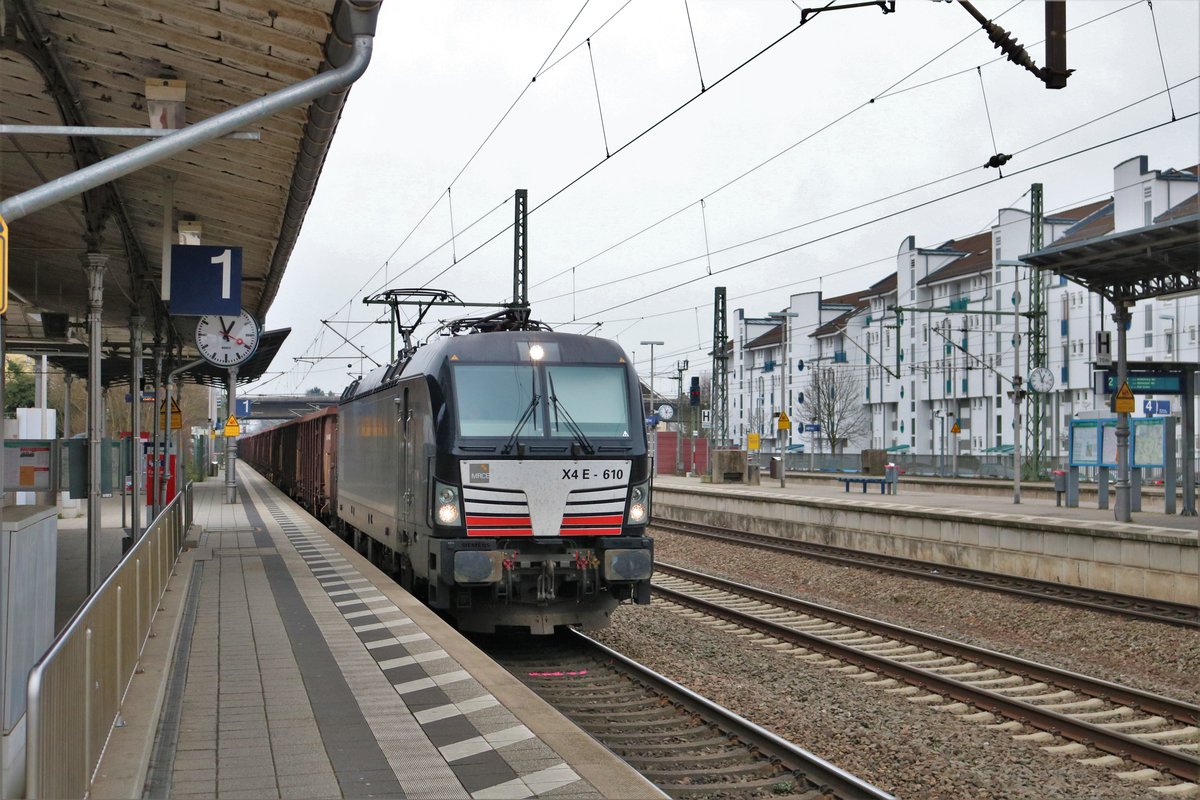 MRCE/Dispolok Siemens Vectron X4-610 (193 610) mit Eanos Wagen in Langen (Hessen) Bhf am 17.02.18