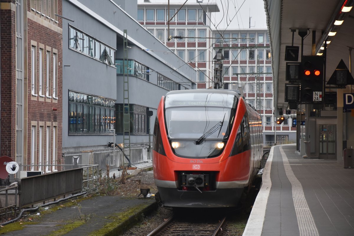 MÜNSTER, 13.12.2016, 643 054 der DB Regio als RB63 nach Coesfeld bei der Einfahrt in den Hauptbahnhof