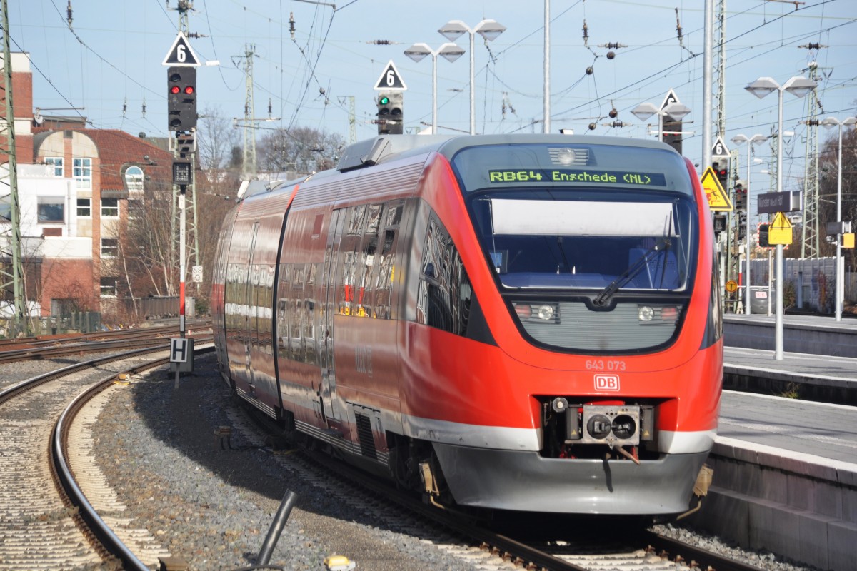 MÜNSTER, 18.01.2014, 643 073 als RB 64 nach Enschede (NL) bei der Ausfahrt aus Münster Hbf