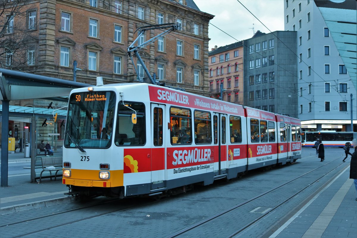 MVG Düwag M8C 272 auf der Linie 50 am 19.01.18 in Mainz Hbf 