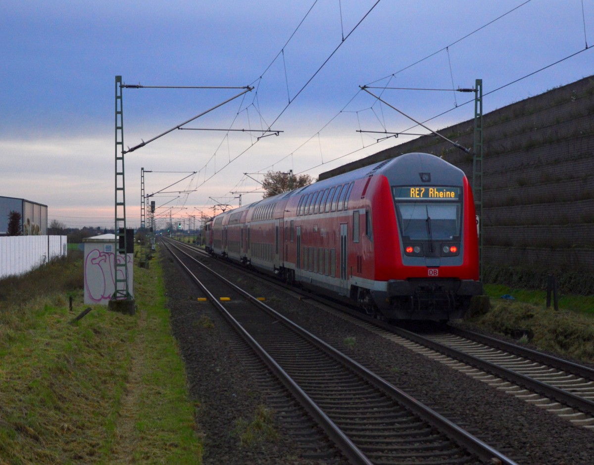 Nachschuß auf einen RE7 nach Rheine als die DB noch die Züge fuhr. 5.12.2015