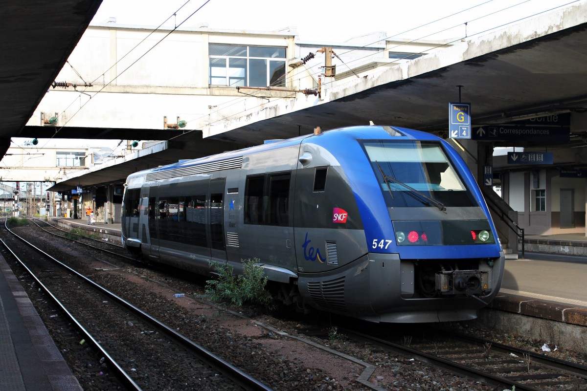 Nachschuss auf SNCF TER X 73547, als dieser am 20.08.2014 in Mulhouse Ville einfuhr.