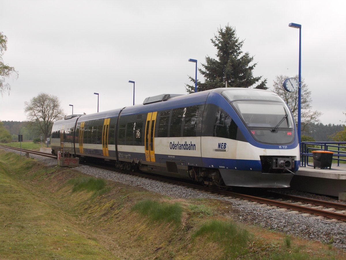 NEB VT737,am 05.Mai 2017,wartete in der Station Wensickendorf.