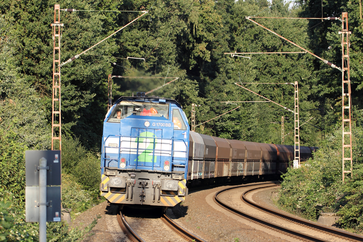 NIAG 2 (277 803-3) am BÜ KM27,298 auf der Hamm-Osterfelder Strecke in Recklinghausen 10.9.2015