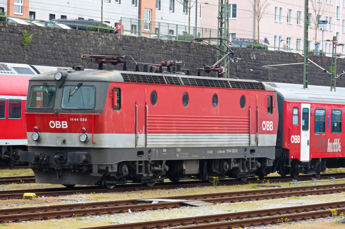 ÖBB 1144 033 Bahnhof Passau 23.04.2016