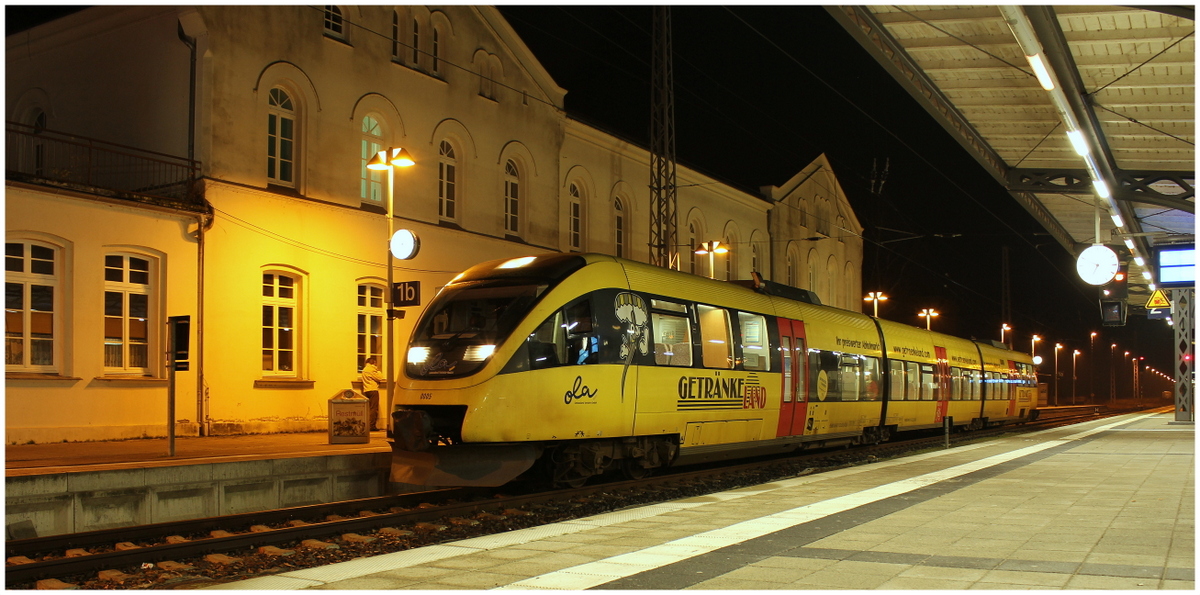 Ostseeland Verkehr GmbH VT 0005 als OLA nach Ueckermünde Hafen am 14.12.13 in Güstrow. Das Gelb ist in kürze Geschichte. Demnächst wird auch er in den BOB Farben erstrahlen!