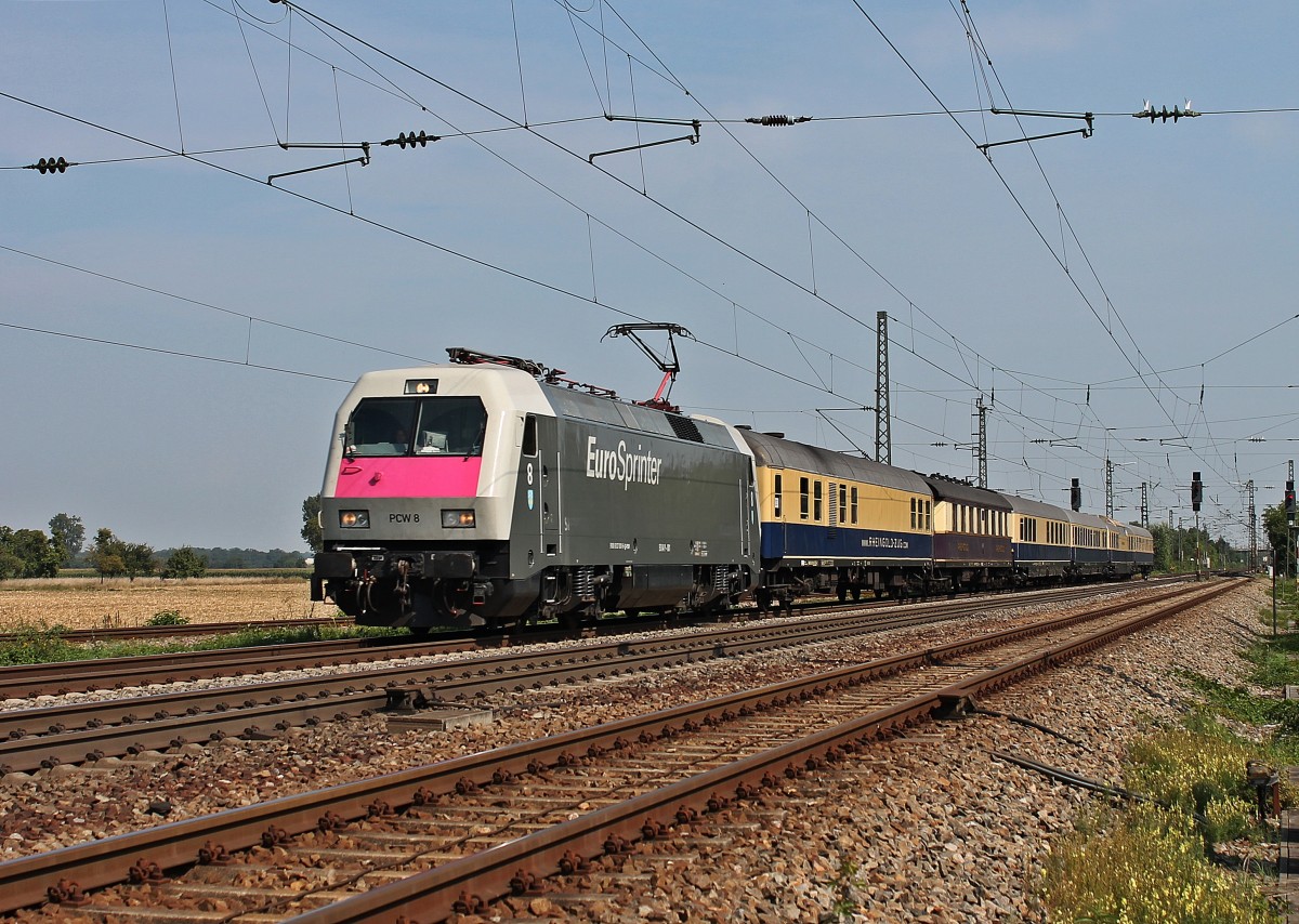 PCW 8/127 001 am 31.08.2013 mit dem DPE 75930 (Dsseldorf Hbf - Titsee) bei der Durchfahrt in Orschweier.