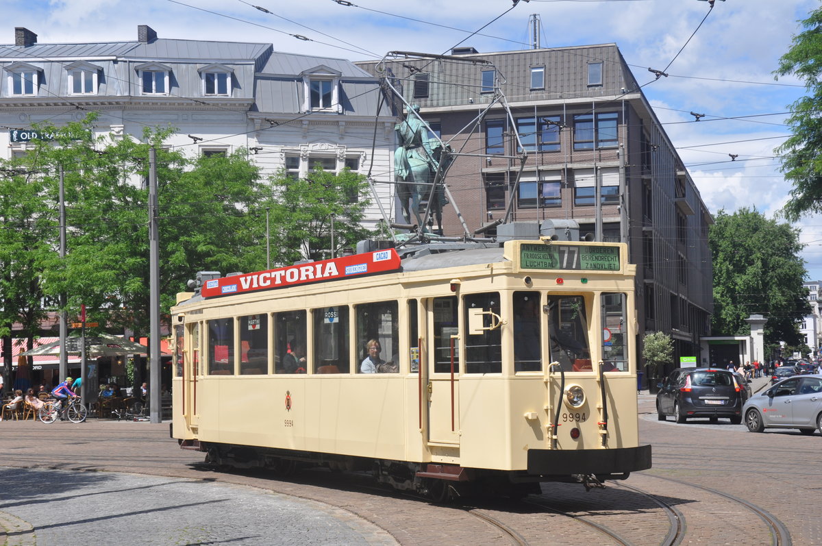 Poldertram NMVB 9994 aufgenommen 03.07.2016 am Leopoldplaats
Diese Sommer gibt es verschiedene Rundfahrten durch Antwerpen 