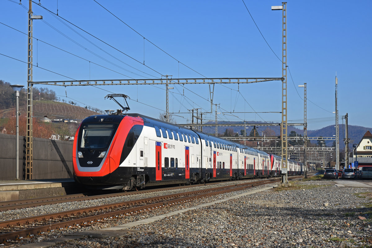 RABe 502 405-9 durchfährt den Bahnhof Gelterkinden. Die Aufnahme stammt vom 16.01.2019.