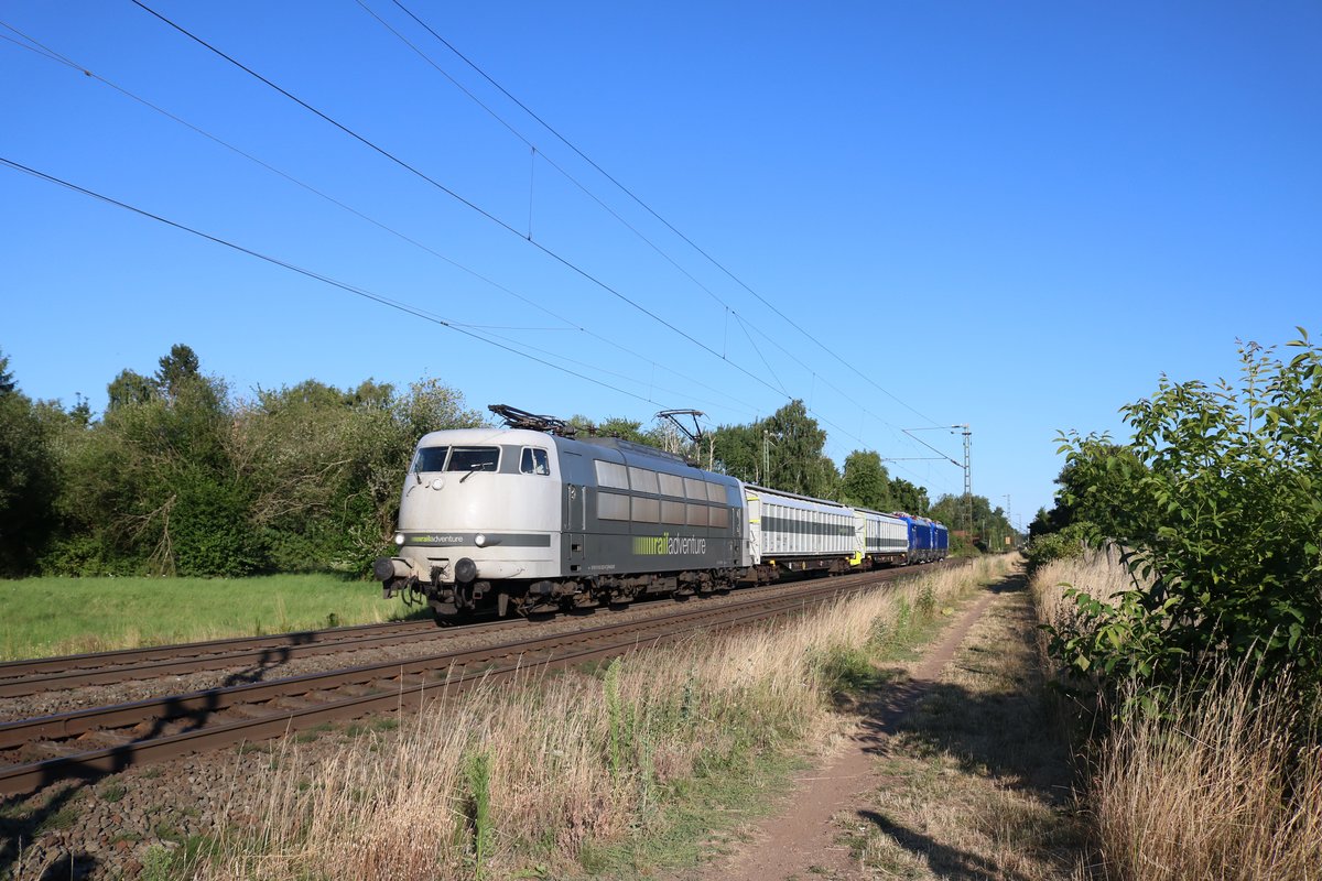 RailAdventure 103 222-6 mit zwei Kuppelwagen, 193 493 und 193 494 bei Hanau West am 08.07.18