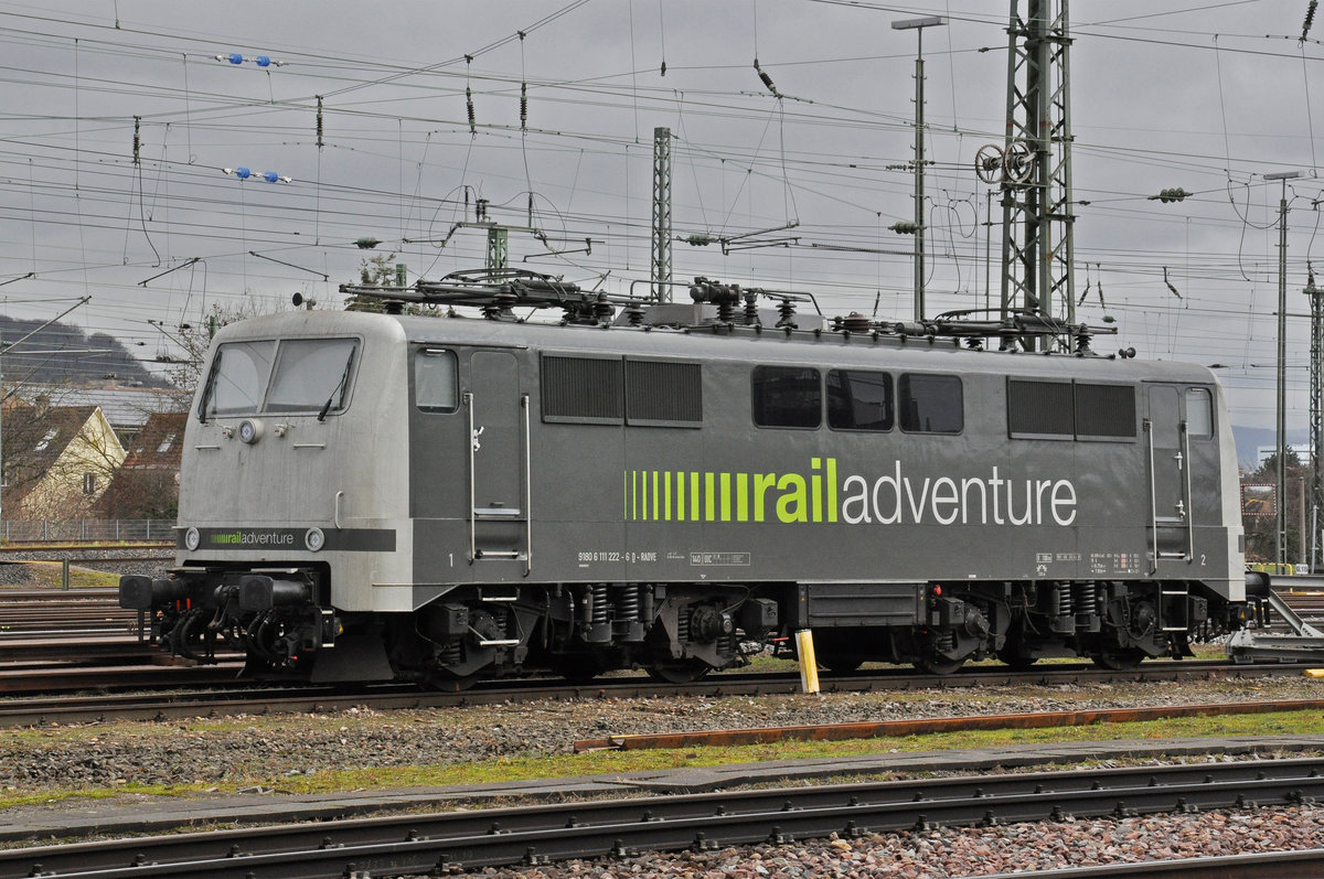 Railadventure Lok 111 222-6 steht auf einem Abstellgleis beim badischen Bahnhof. Die Aufnahme stammt vom 14.01.2019. 