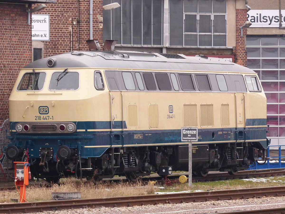 Railsystems RP 218 447-1 pausierte am 17.02.2018 in Gotha.