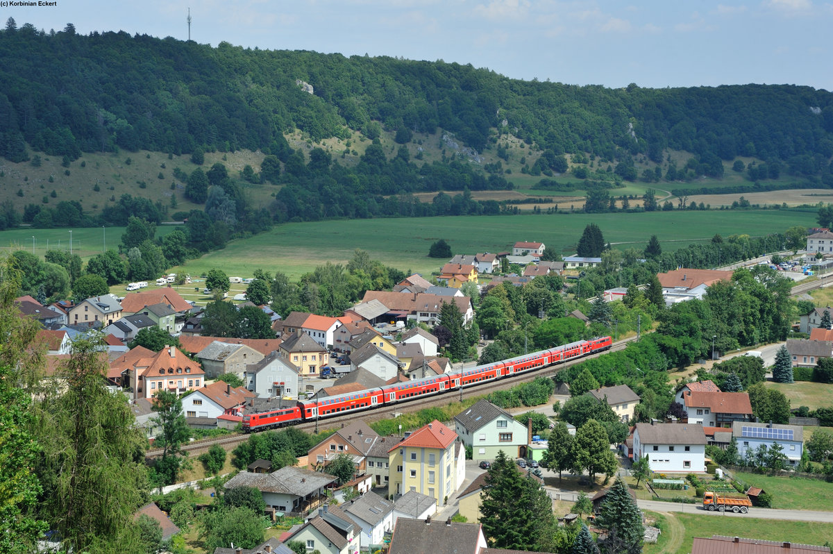 RB59154 von München Hbf nach Nürnberg Hbf bei Dollnstein, 16.07.2015