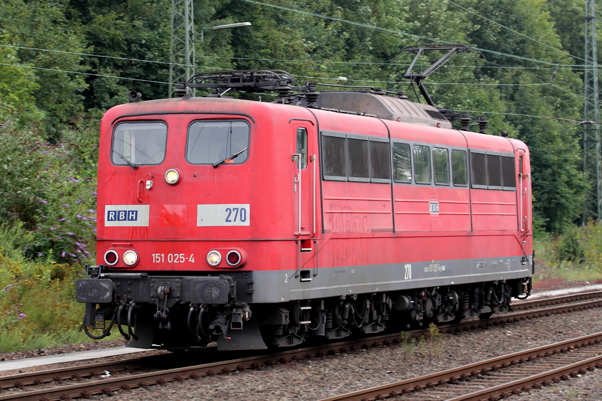 RBH 270 (151 025-4) in Recklinghausen 25.7.2014