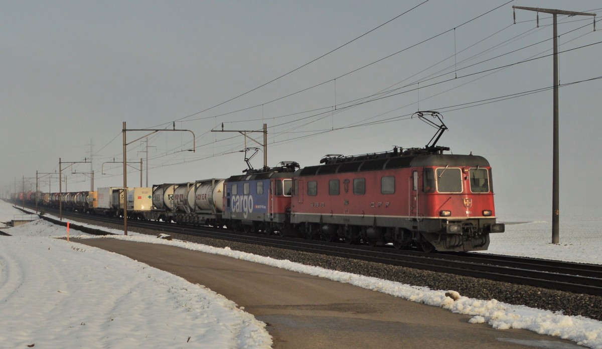 Re 10/10 bei Muri Richtung Gotthard.
28. Januar 2015