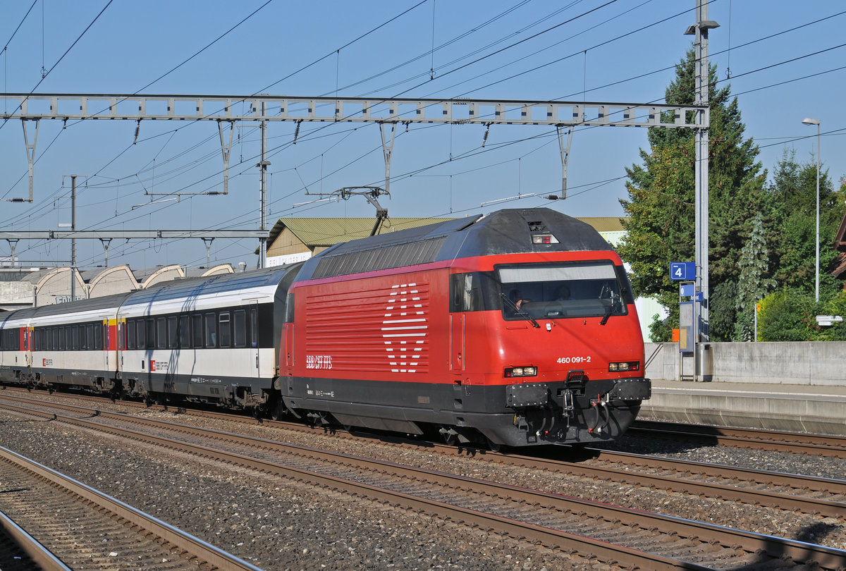 Re 460 091-2, durchfährt den Bahnhof Rothrist. Die Aufnahme stammt vom 25.08.2016.