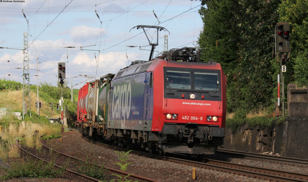 Re 482 004-9 mit einem KV Zug bei Hattenheim 31.7.13