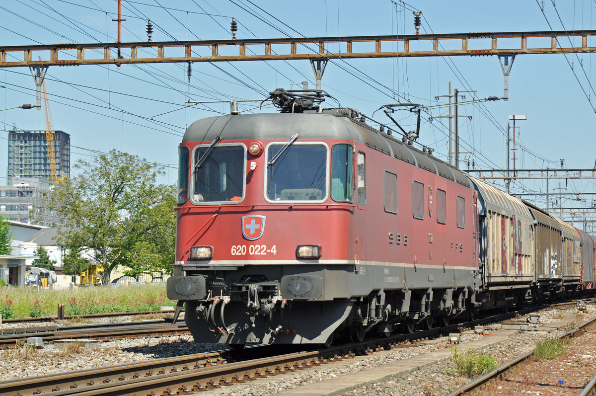 Re 620 022-4, durchfährt den Bahnhof Pratteln. Die Aufnahme stammt vom 22.05.2017.