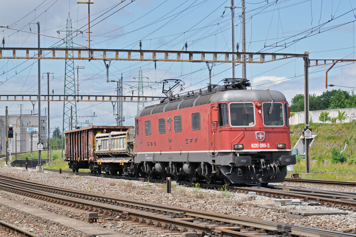 Re 620 089-3 (11689) durchfährt den Bahnhof Pratteln. Die Aufnahme stammt vom 07.06.2017.