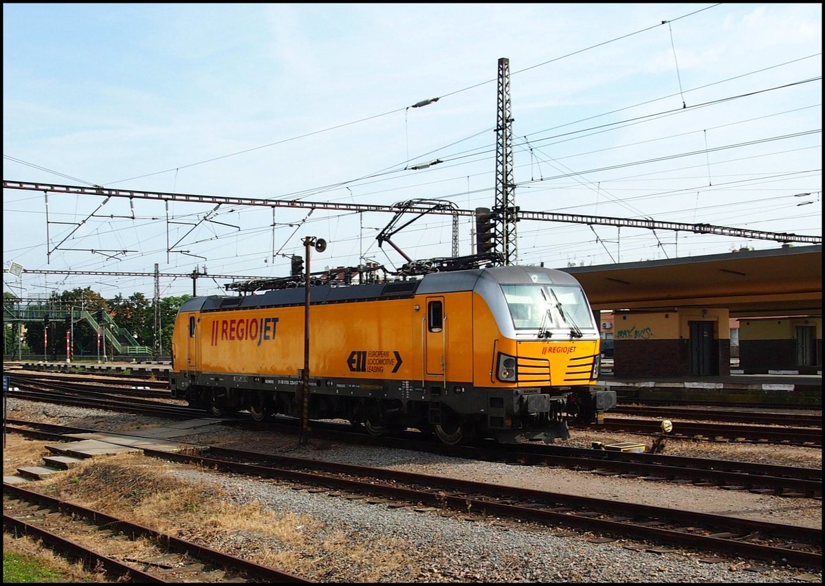 Regiojet 193 226-8 Siemens Vectron in HBf. Praha am 25. 8. 2017.