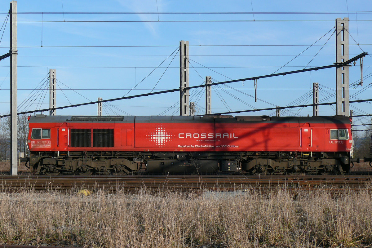 Repaired by ElectroMotive and DB Cottbus, so prangt es auf der Flanke von 266 103-1 alias DE6308 alias Anja von Crossrail, die am Neujahrstag 2017 in Montzen parkte.