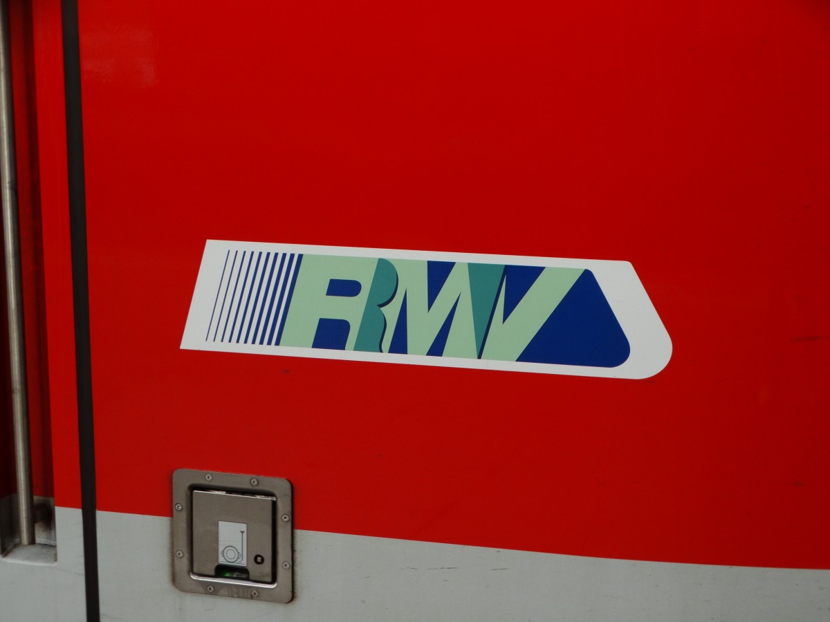 RMV Logo an einen S-Bahn Rhein Main ET 430 am 05.12.15 in Frankfurt am Main