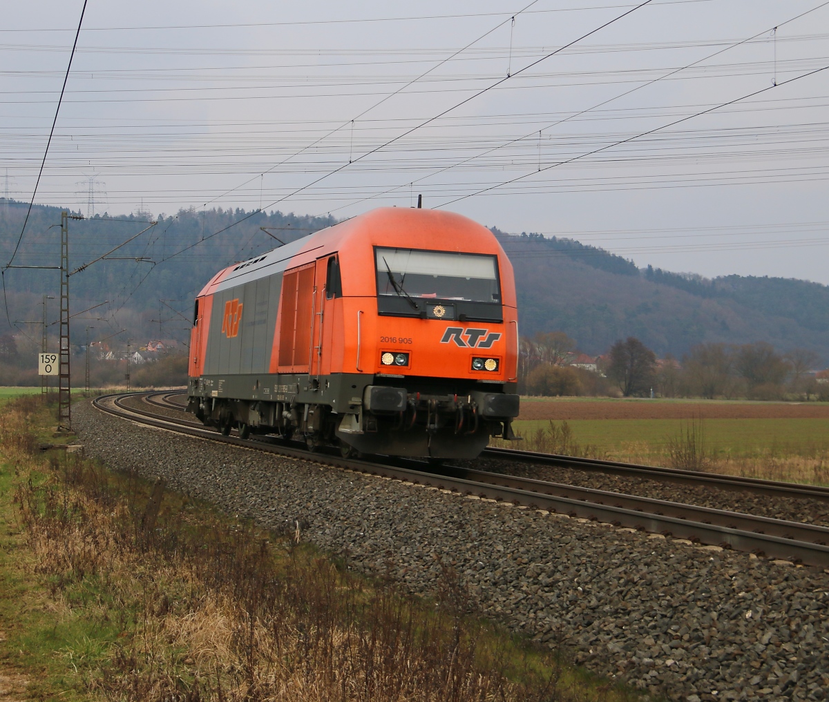 RTS 2016 905 als Tfzf in Fahrtrichtung Süden. Aufgenommen zwischen Mecklar und Ludwigsau-Friedlos am 28.02.2016.
