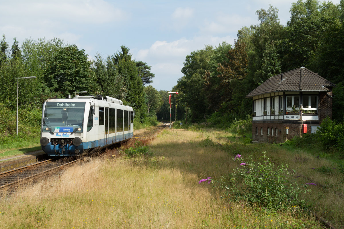 Rurtalbahn (im Auftrag von Deutsche Bahn) arriviert in Dalheim am 13 August 2016.