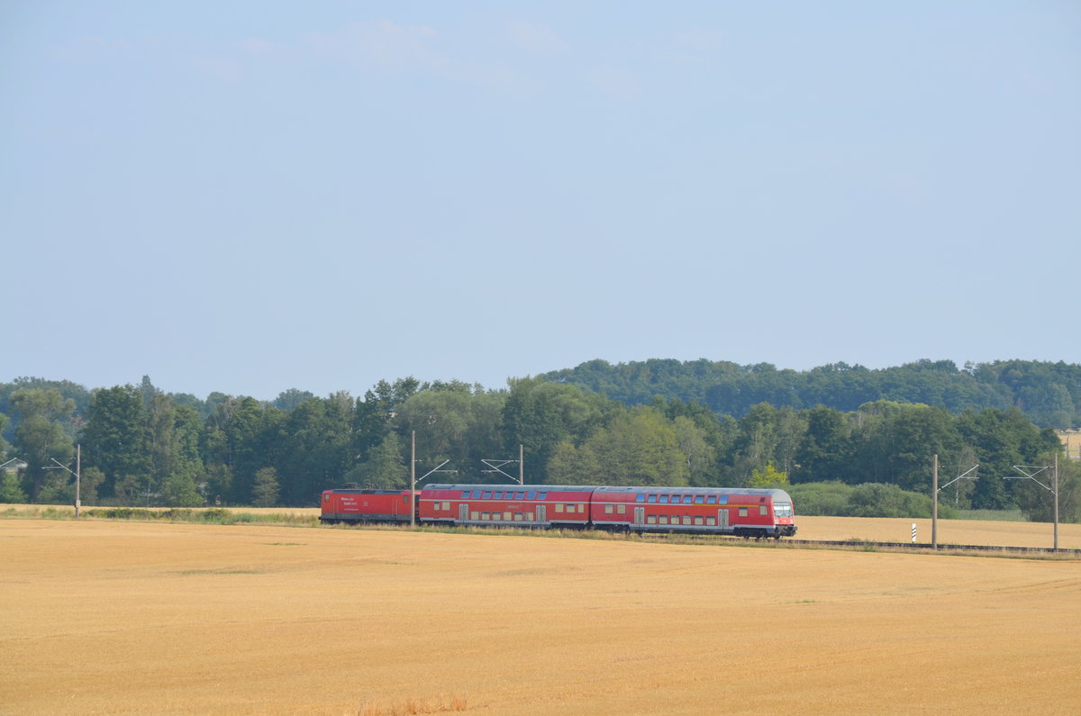S9 Dosto Ersatz mit 143 893-6 bei Eilenburg (bei Leipzig) nach Halle Saale der S-Bahn Mitteldeutschland 19.07.2018 