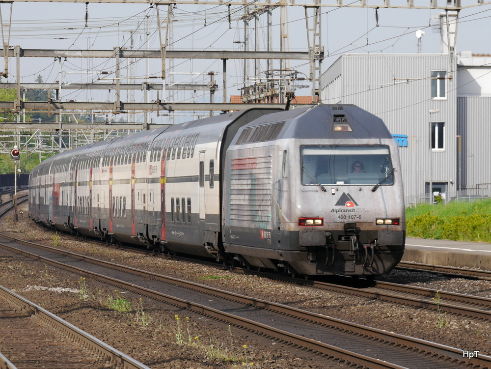 SBB - 460 107-6 mit IC bei der durchfahrt im Bahnhof Rupperswil am 25.04.2014