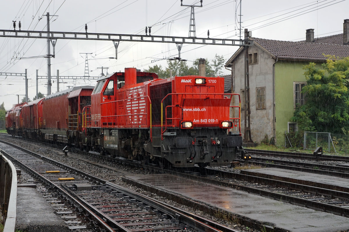 SBB: BAHNALLTAG.
Löschzug mit der AM 843 019-1 in Solothurn bei strömendem Regen am 19. September 2017:
Foto: Walter Ruetsch