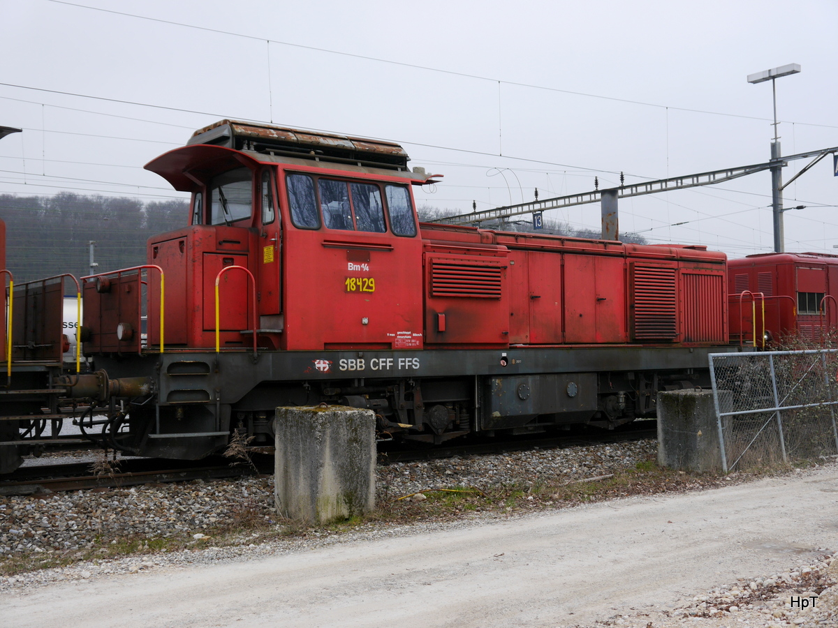 SBB - Rangierlok Bm 4/4 18429 abgestellt im Güterbahnhof in Biel/Bienne am 24.02.2018