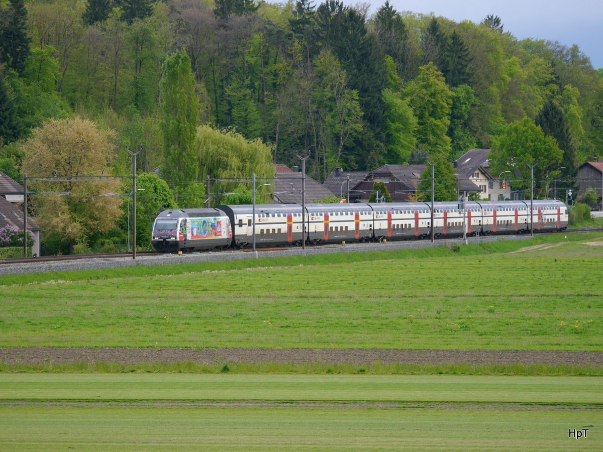 SBB - RE Bern - Biel mit der 460 099-5 unterwegs bei Busswil am 04.05.2017