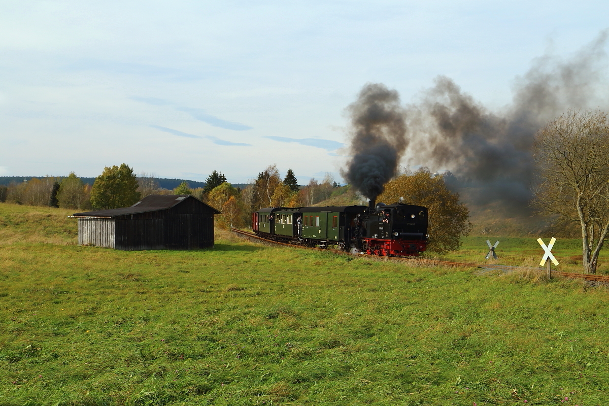 Scheinanfahrt von 99 6101 mit IG HSB-Sonderzug auf der Strecke Stiege-Quedlinburg am 18.10.2014, kurz hinter Stiege (Km 34,2) Bild 1
